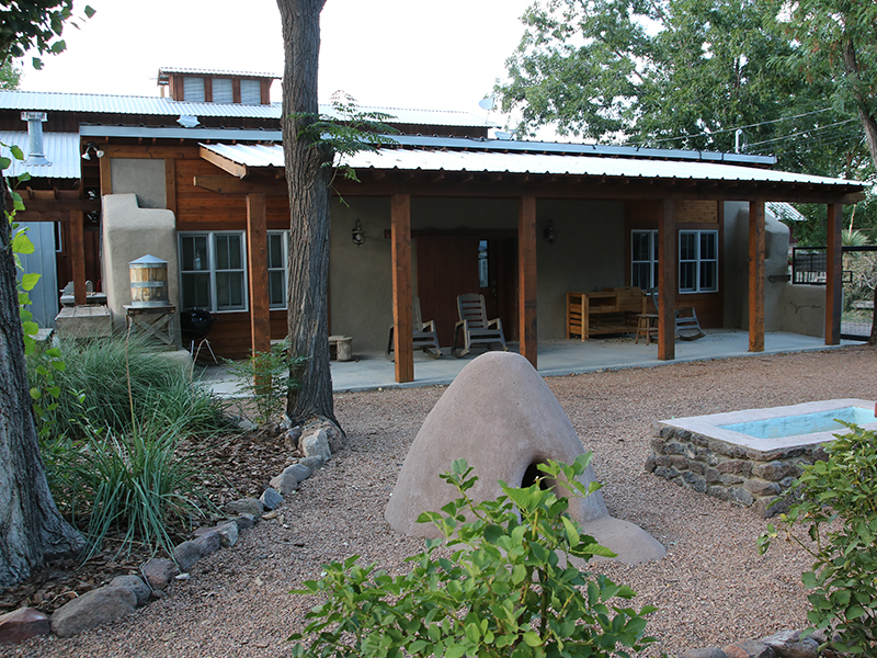 The-Bunkhouse-at-Cow-Camp-Best-Plae-To-Stay-in-Fort-Davis-front